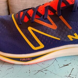 New Balance Fuel Cell Rebel v3 nwot